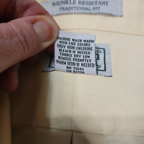 L.L. Bean Men's Yellow Button Down Long Sleeve Shirt 18/35 2331 - Picture 5 of 7